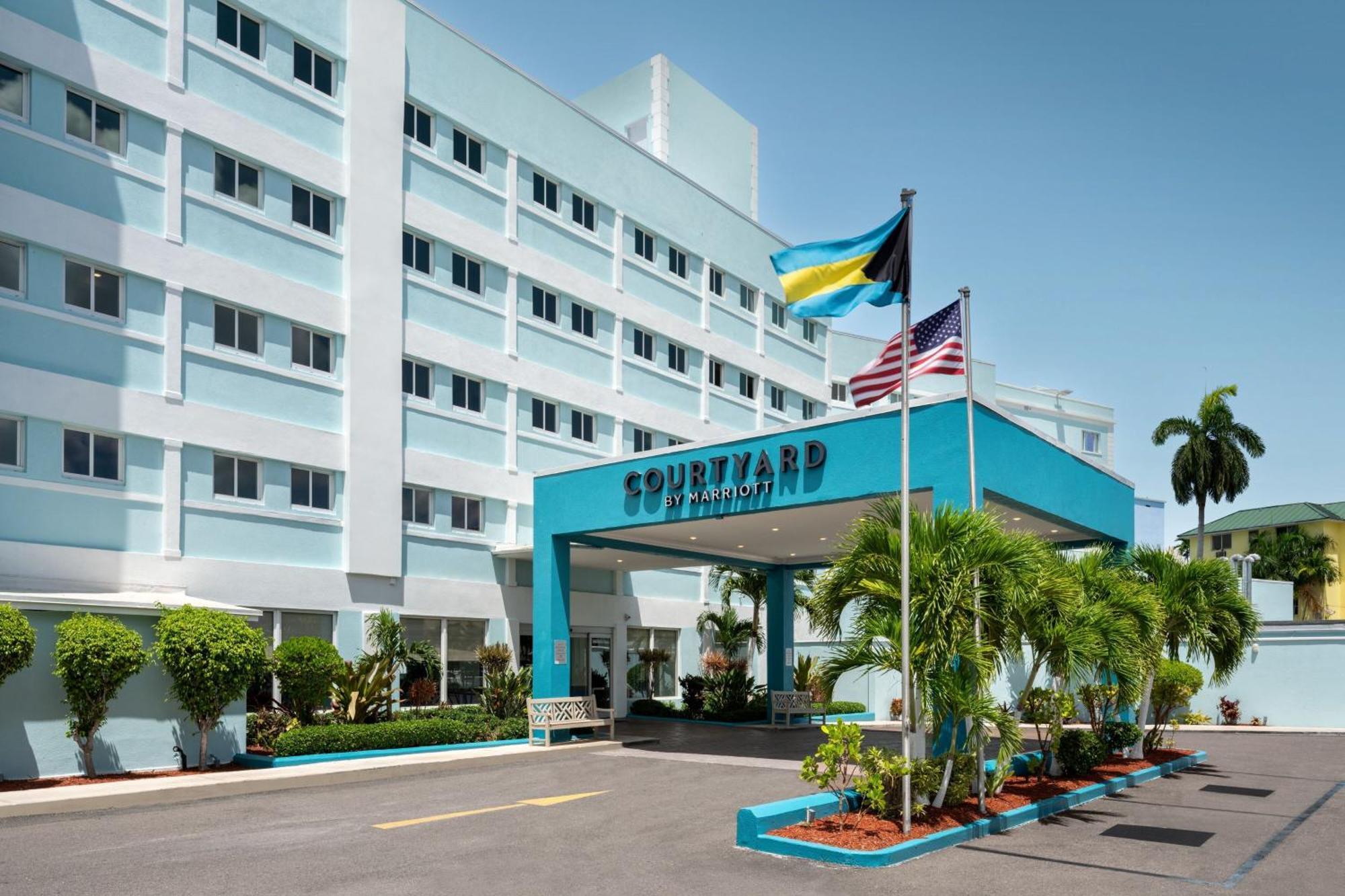 Courtyard By Marriott Nassau Downtown/Junkanoo Beach Exteriér fotografie